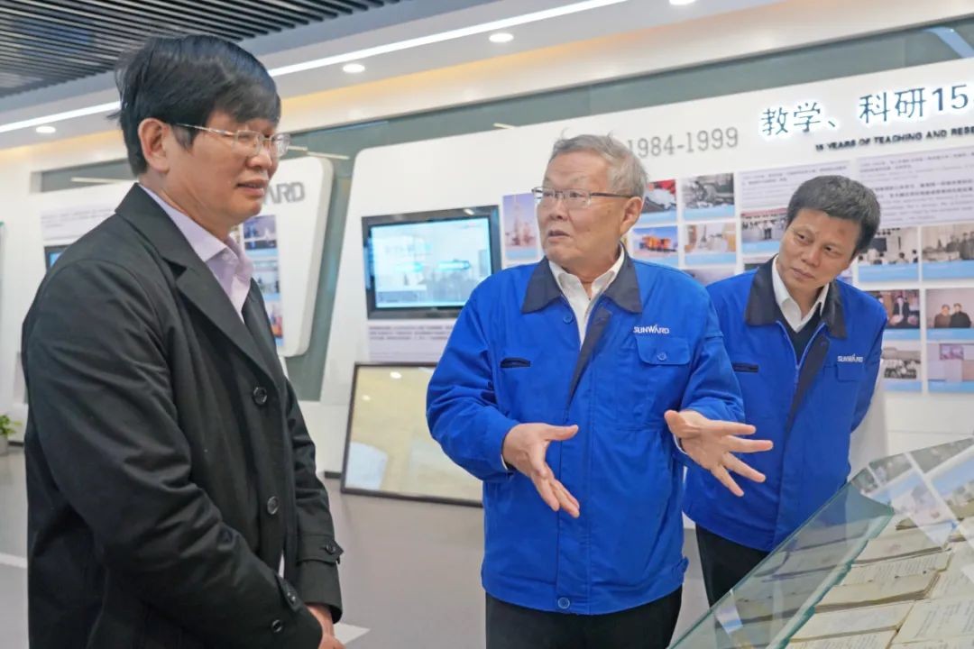 中央候补委员、中国工程院院士欧阳晓平到访9001cc金沙以诚为本智能