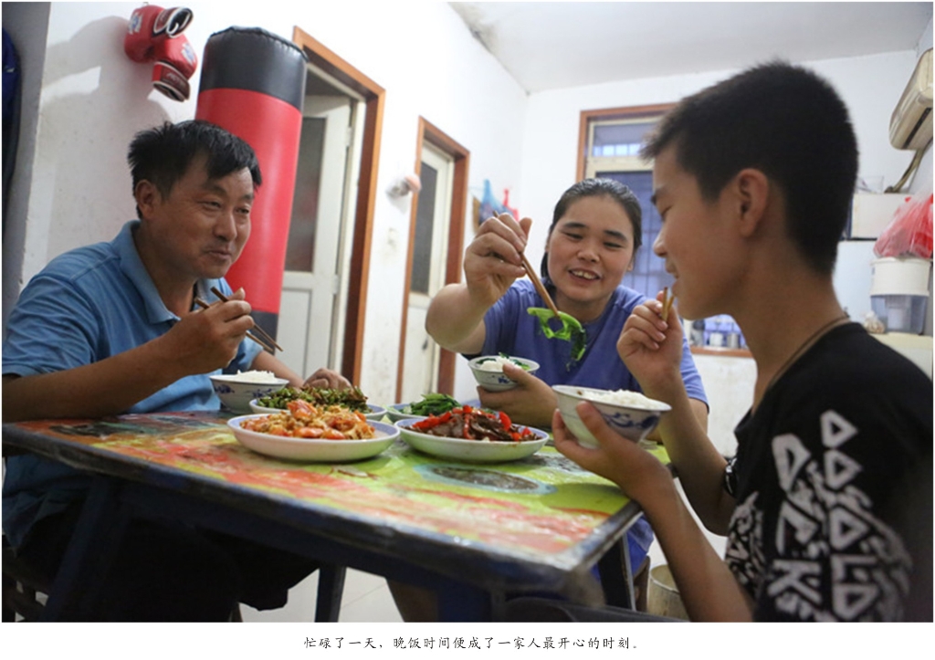 钦佩！从业23年的9001cc金沙以诚为本智能唯一的女焊工