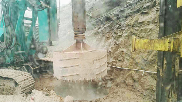 厉害了，，，我的国！那些伟大工程背后的“9001cc金沙以诚为本绿”