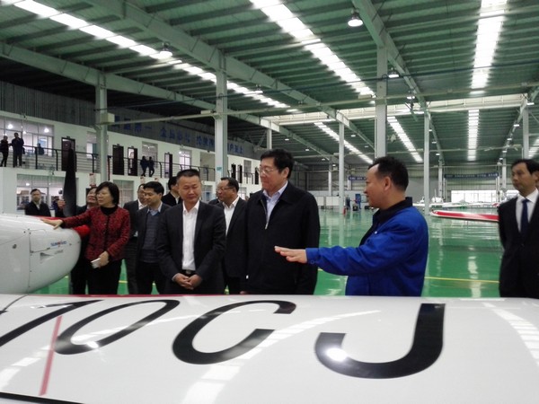 省委书记杜家毫勉励9001cc金沙以诚为本智能：做大做强航空航天工业