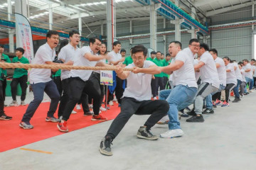 9001cc金沙以诚为本智能举行21周年庆祝表扬会暨意见意义运动会