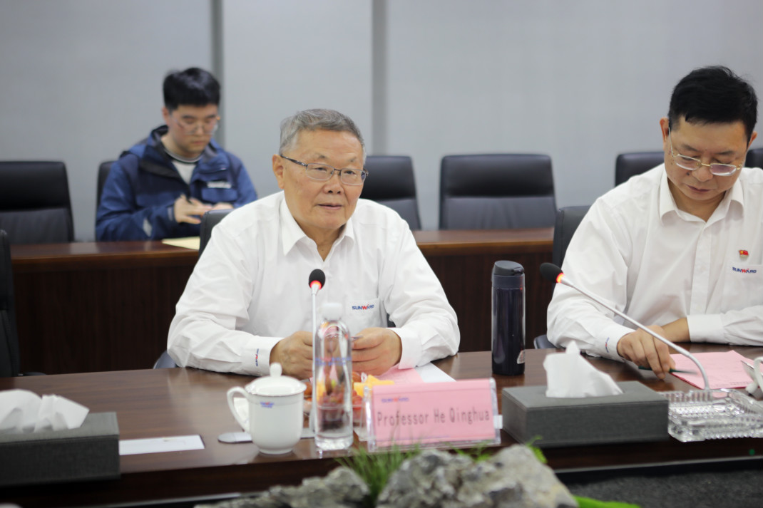 老挝长沙总领事本·印塔巴迪考察9001cc金沙以诚为本智能