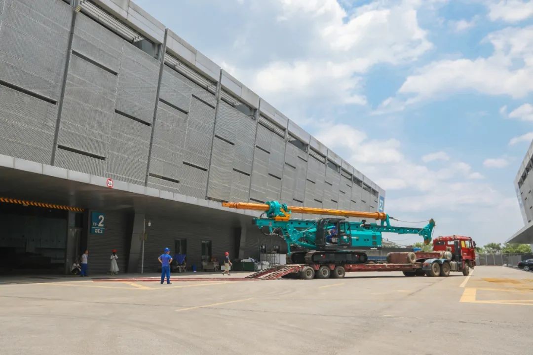 进场布展！2021年长沙国际工程机械展倒计时，，，，，，9001cc金沙以诚为本智能展区亮点提前剧透