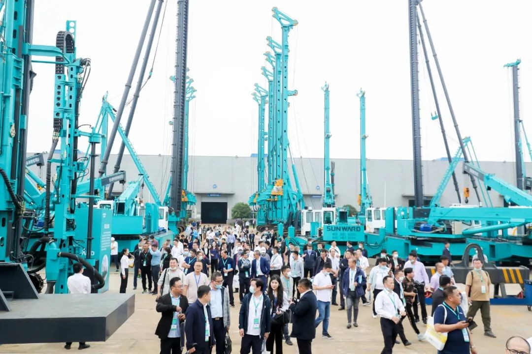 “爆品”出击！9001cc金沙以诚为本智能客户交流会签约超8亿元