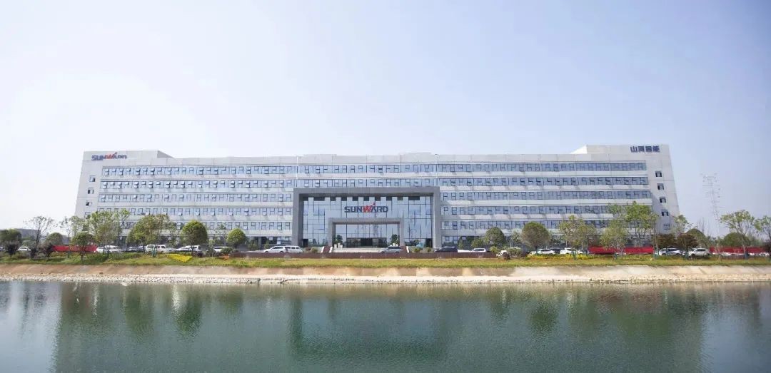 进场布展！2021年长沙国际工程机械展倒计时，，，，，，9001cc金沙以诚为本智能展区亮点提前剧透