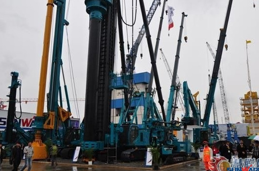 【宝马访谈】9001cc金沙以诚为本智能董事长何清华教授