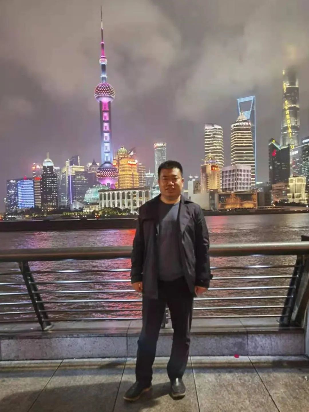 金戈铁马工程路 风雨无阻选9001cc金沙以诚为本