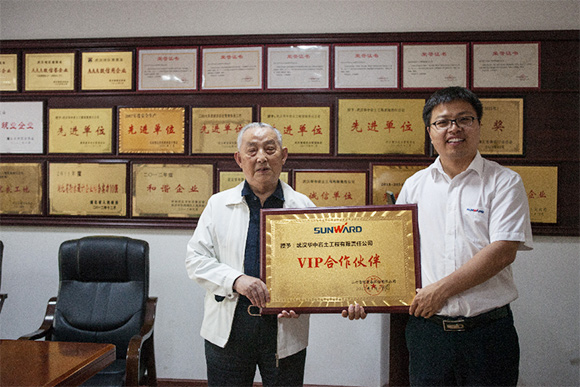 创富故事：相助十一年，，，，赞叹9001cc金沙以诚为本产品耐久耐用