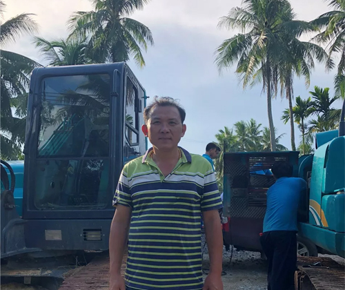 作为村里的创富标杆，，，，，陈老板的∶院爱将”事实是谁？？？？