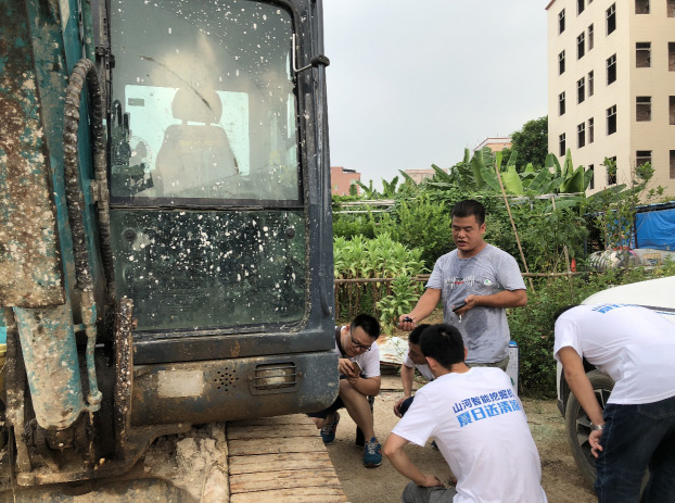 9001cc金沙以诚为本智能挖掘机获最高评价，，，，，，，就是用得惬意！