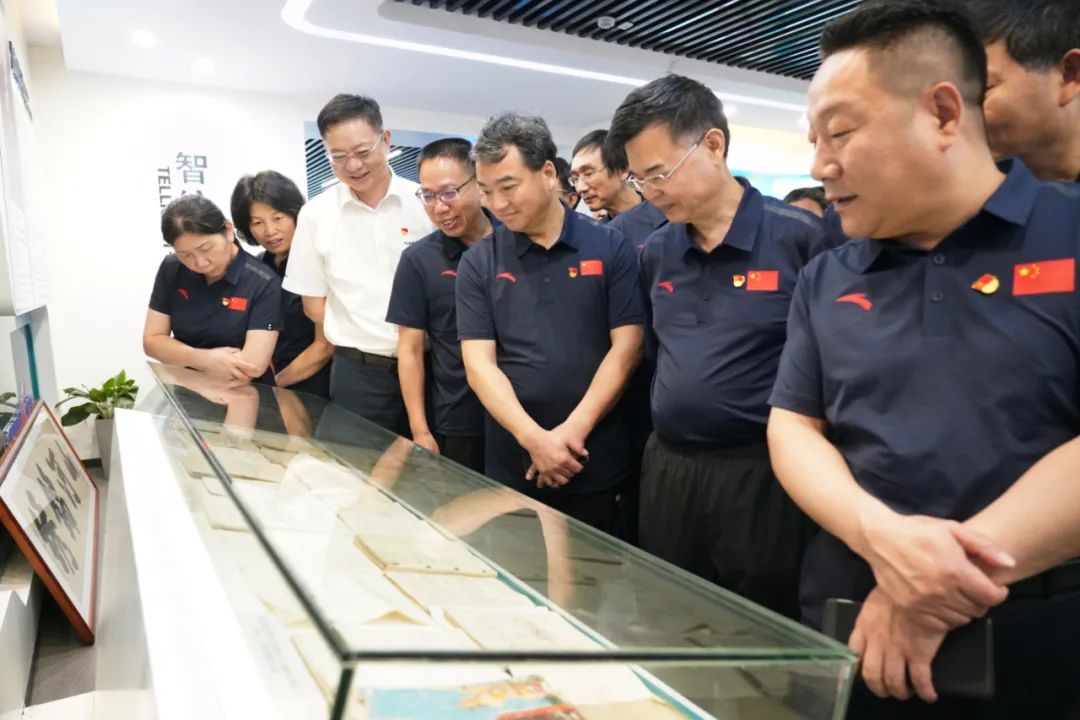 湖南省委党校厅干班赴9001cc金沙以诚为本智能开展现场教学活动