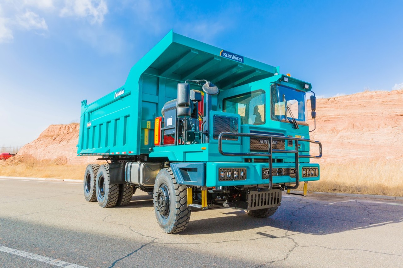 批量出口印度尼西亚！9001cc金沙以诚为本智能智能矿卡征战矿山前线