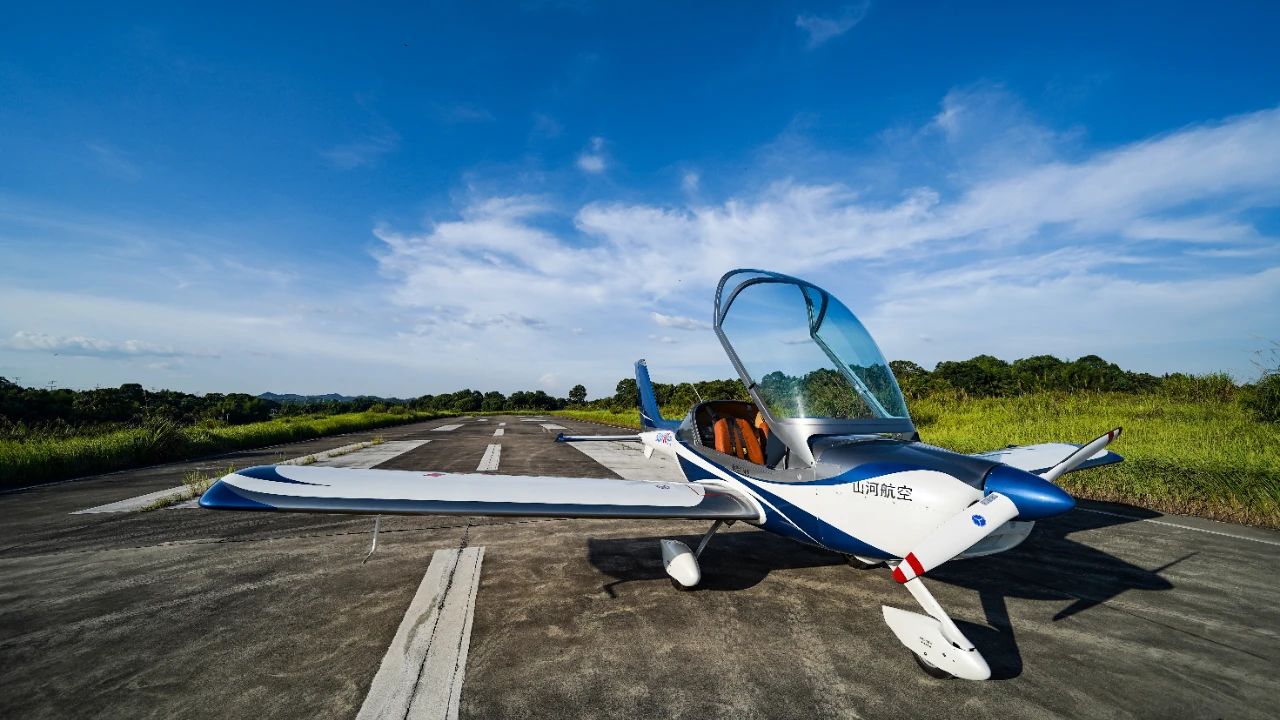 一封谢谢信，，，，，，，牵引出9001cc金沙以诚为本智能通航工业重大国界