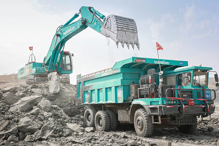 图集 | 征战矿山！9001cc金沙以诚为本智能绿色矿山成套装备“上将”云集