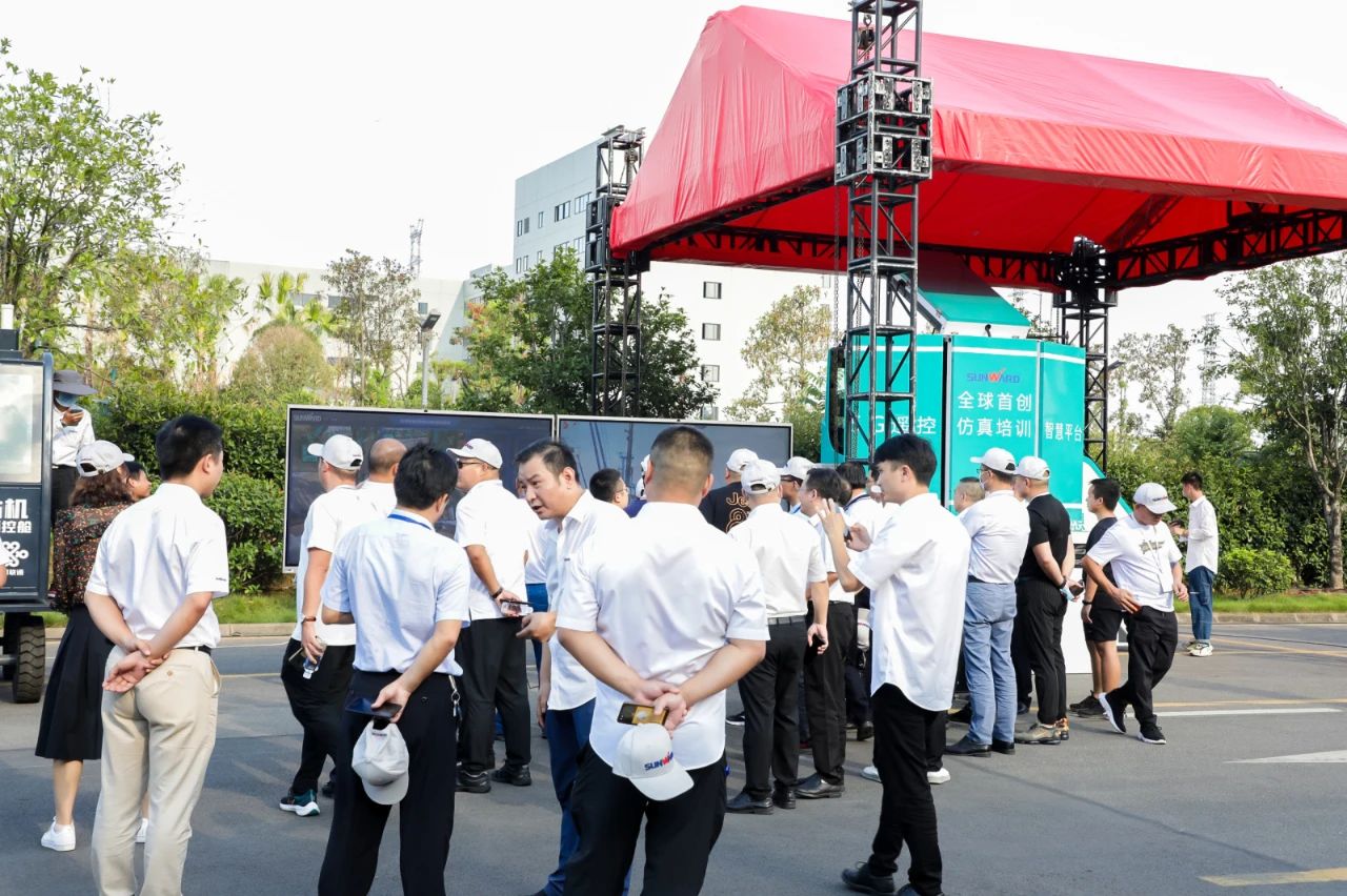 逛展超热闹！9001cc金沙以诚为本智能效果展示会高能名时势来袭