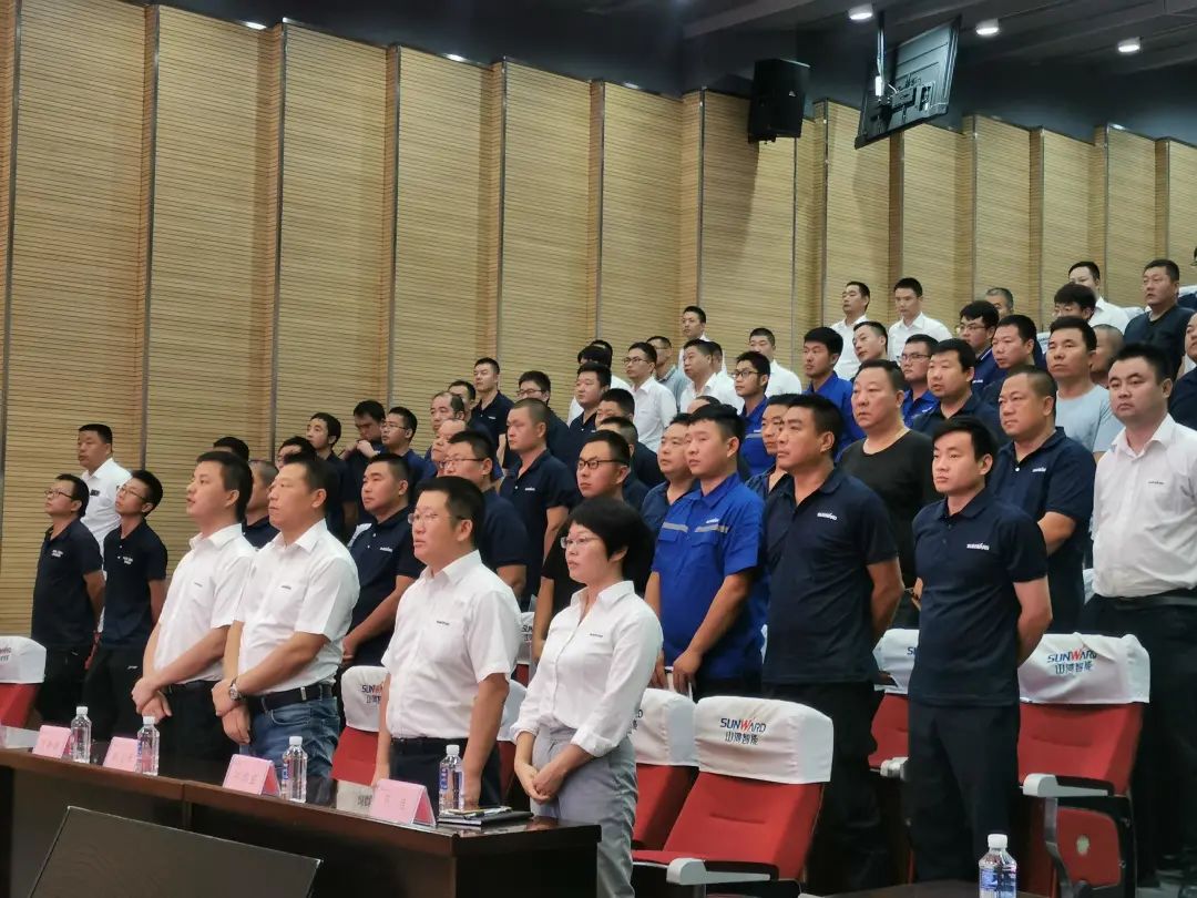 9001cc金沙以诚为本智能挖掘机事业部启动2021效劳手艺评定暨效劳万里行总结大会