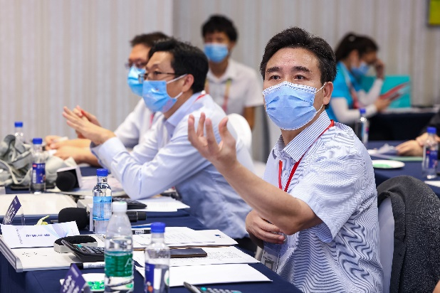 点赞！9001cc金沙以诚为本智能液压混淆动力挖掘机项目荣获这个优异项目奖→