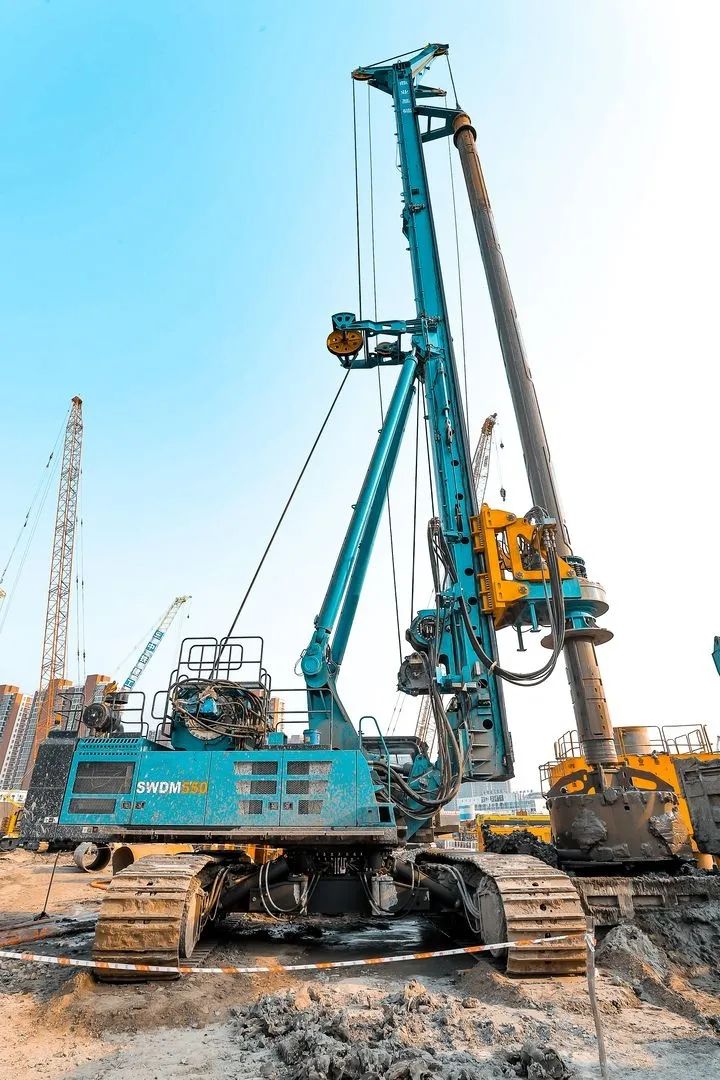 大国重器！9001cc金沙以诚为本智能超等装备助力北京都会副中心综合交通枢纽站建设