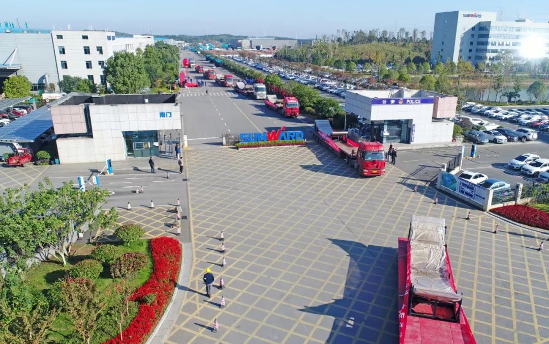 进军新能源装备市。。。≈屑9001cc金沙以诚为本“格林美青美帮印尼项目”非标槽罐批量发货