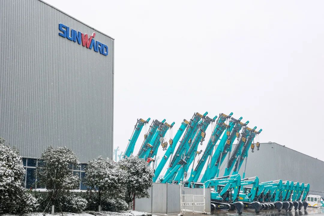 瑞雪兆有年，，，，，，邀您共赏雪中9001cc金沙以诚为本！