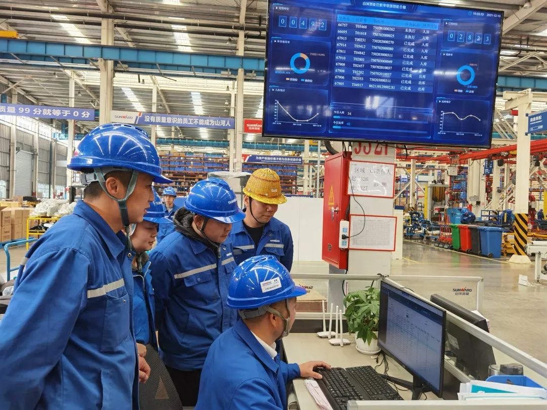 你好 2022！再见 2021！我与9001cc金沙以诚为本智能共生长