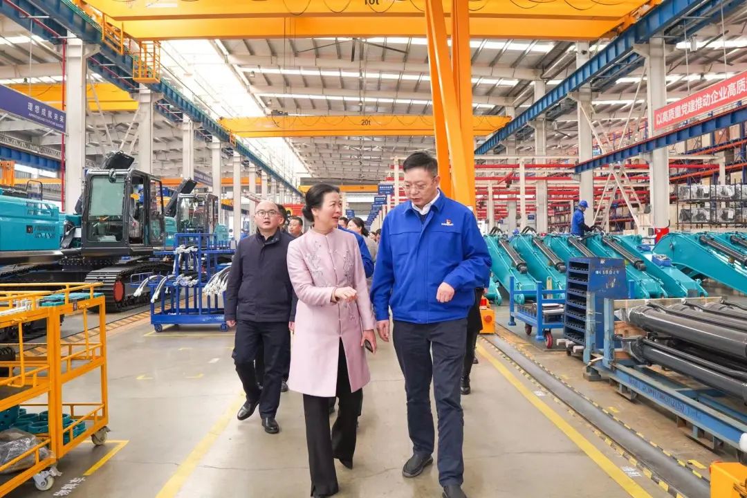 长沙市总工会、长沙经开区总工会一行调研9001cc金沙以诚为本智能