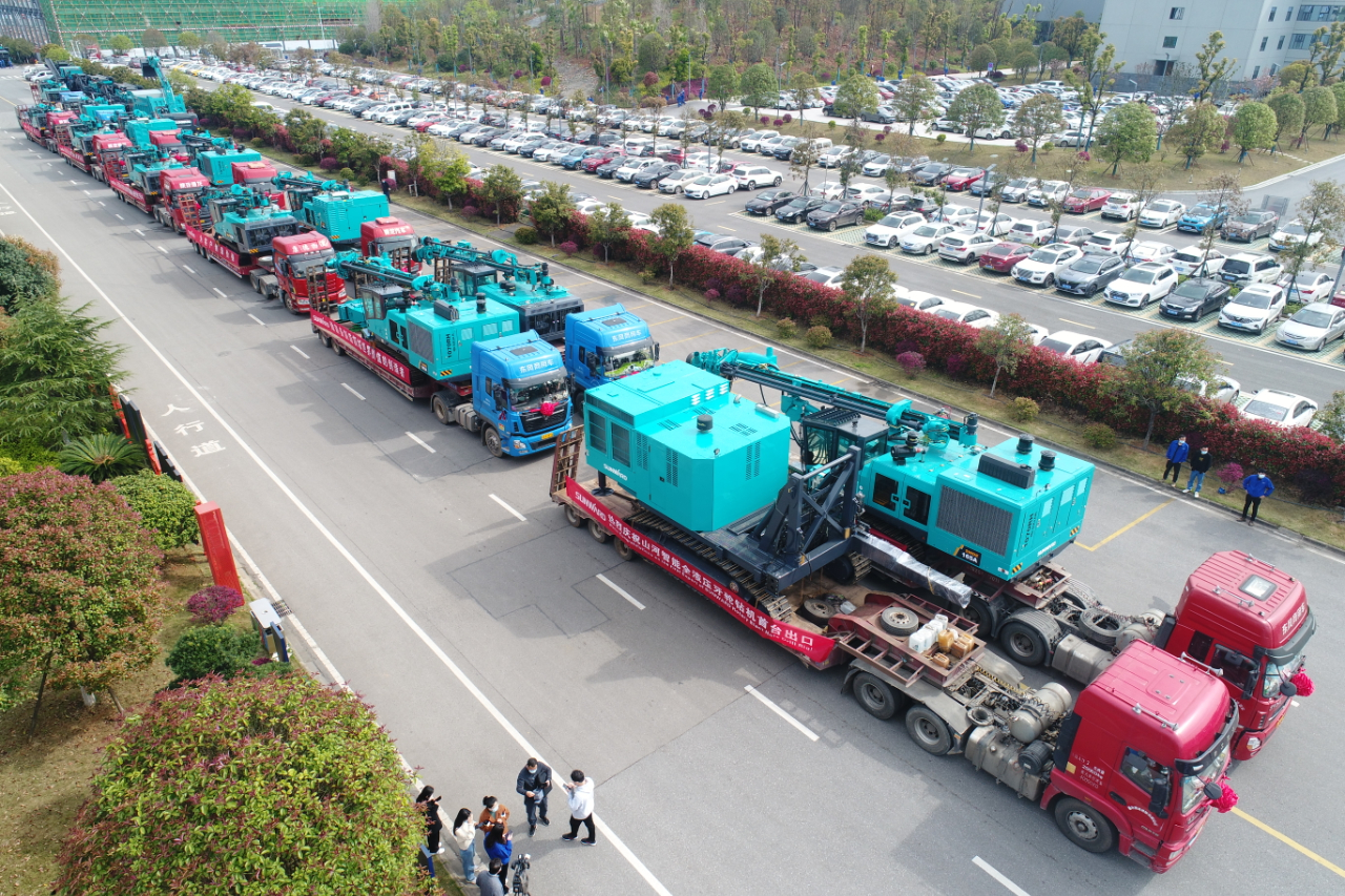 征战全球市场！。。。9001cc金沙以诚为本智能凿岩装备批量发货