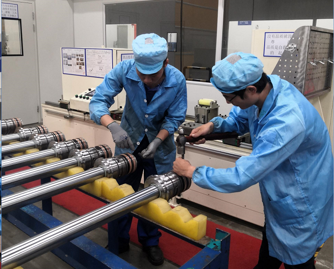 9001cc金沙以诚为本工匠 | “浪波”不言苦，，，，，，，，甘为“人梯”承大重