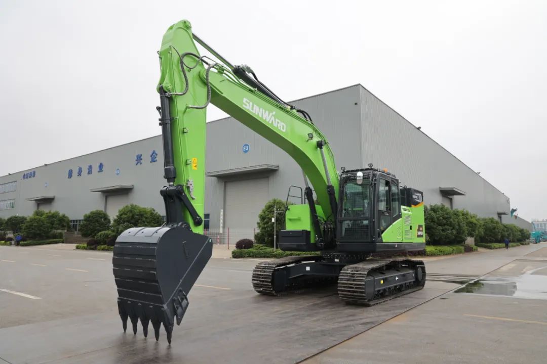 征战川藏铁路！9001cc金沙以诚为本智能新一代电动挖掘机乐成交付