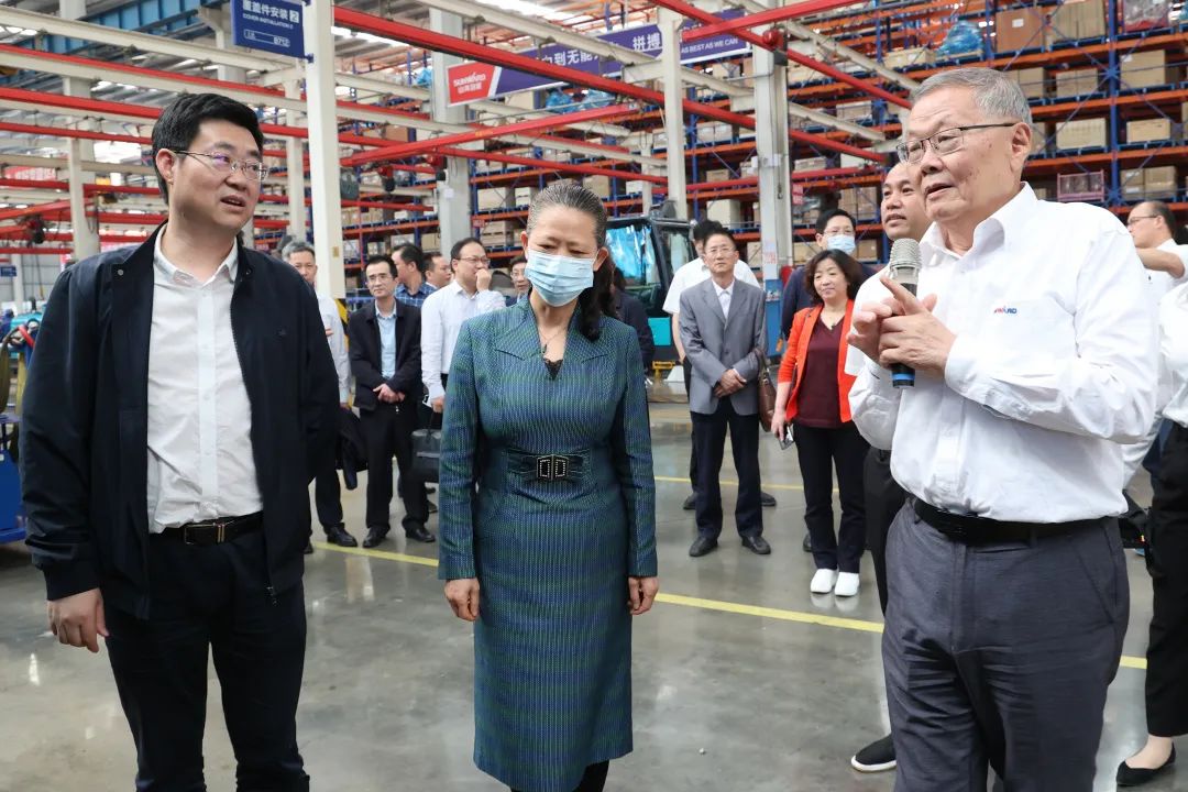 深化产学研相助！中南大学校长、中国工程院院士田红旗率团造访9001cc金沙以诚为本智能