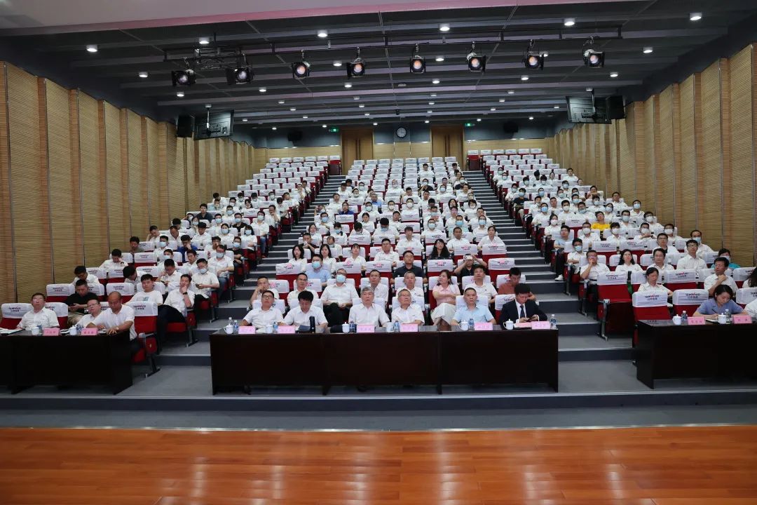 立异引领，，，，，，，，智造未来！“2022院士专家长沙行”高端装备高质量生长钻研会盛大举行