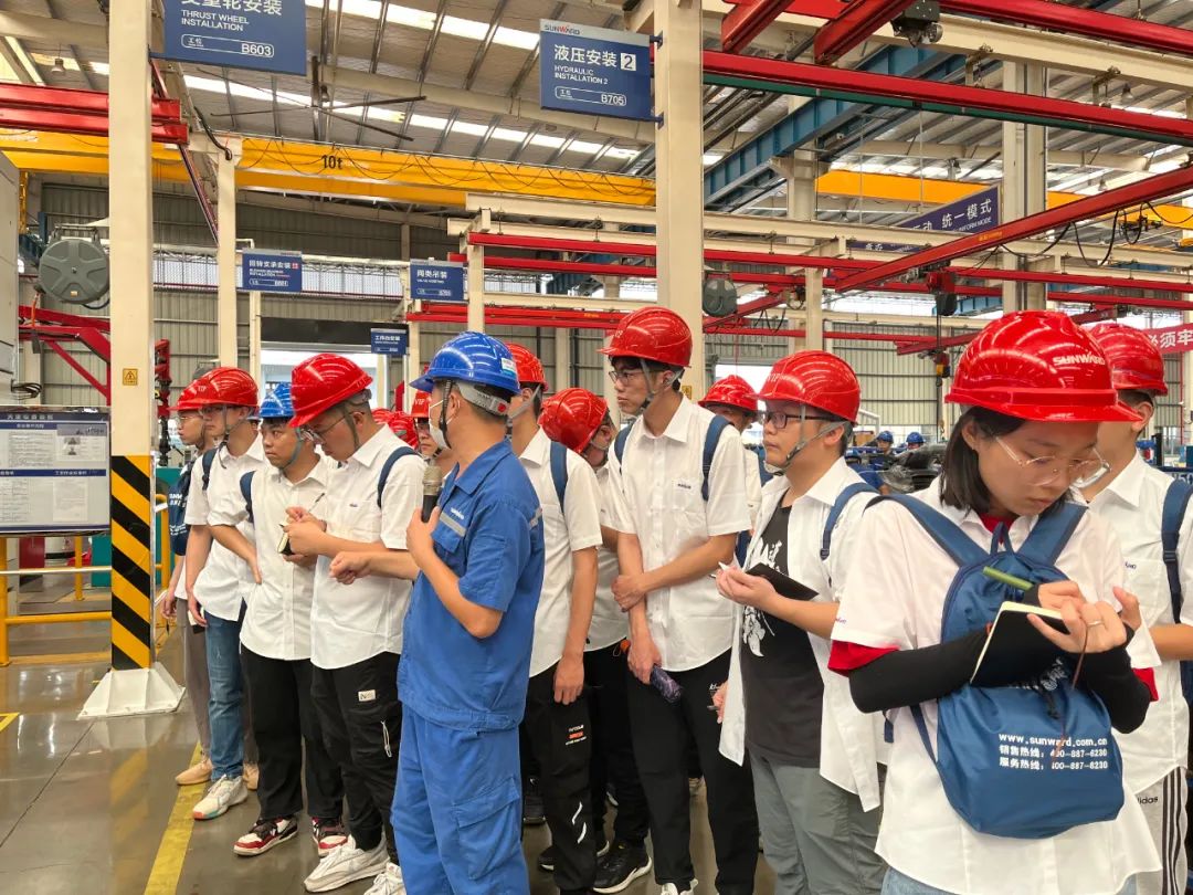 校招 | 盛夏七月，，，，这群“向着太阳奔驰”的少年来9001cc金沙以诚为本智能啦！