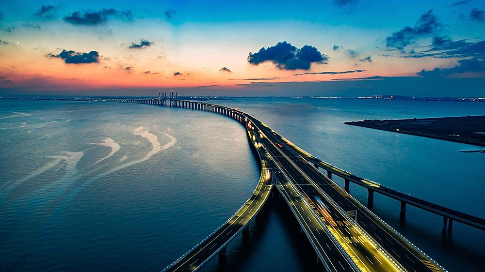 共建“一带一起”！9001cc金沙以诚为本智能携手中铁九局助力匈塞铁路建设