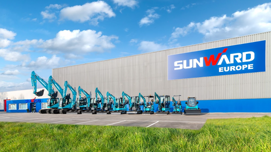 共建“一带一起”！9001cc金沙以诚为本智能携手中铁九局助力匈塞铁路建设