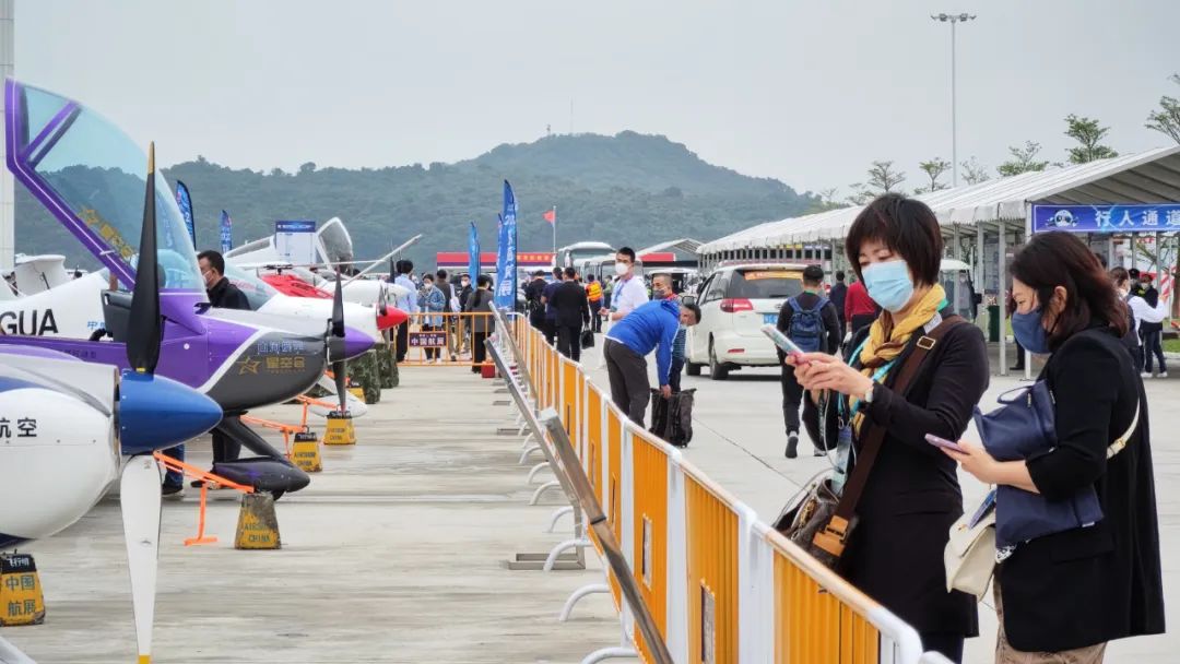 关注！9001cc金沙以诚为本科技携多款产品亮相第十四届珠海航展