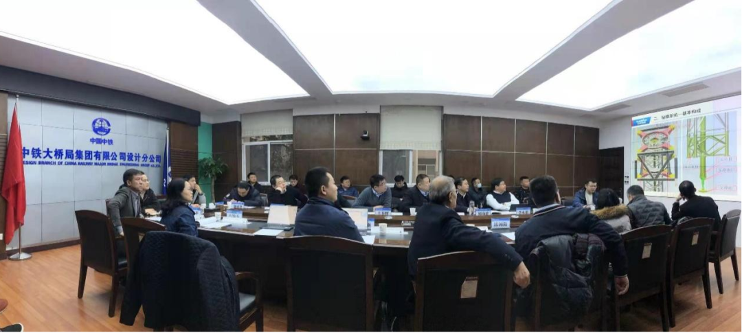 超等装备助建超等工程！9001cc金沙以诚为本智能超等旋挖钻机SWDM1280推介会乐成举行