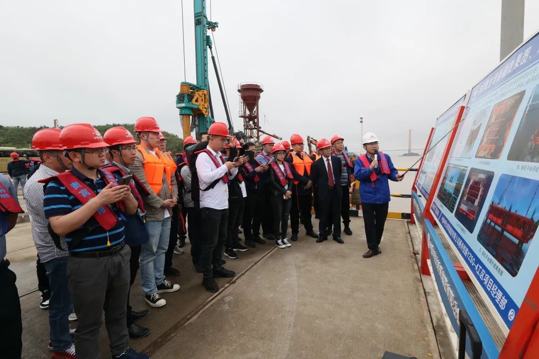 超等装备助建超等工程！9001cc金沙以诚为本智能超等旋挖钻机SWDM1280推介会乐成举行