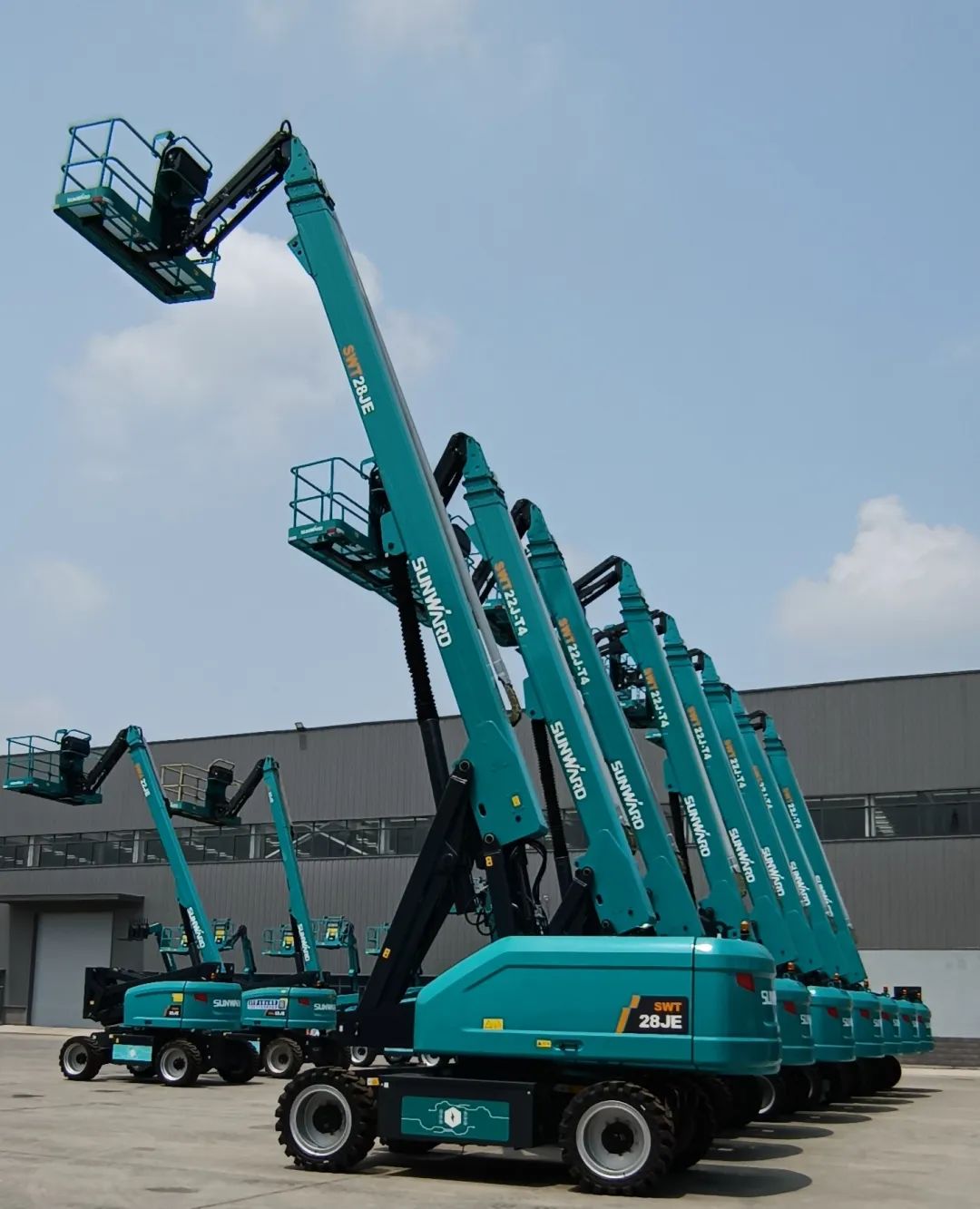 新能源家族再添“新丁”！9001cc金沙以诚为本智能三款电动臂式高空作业平台齐下线