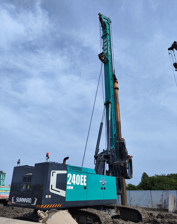 出道即巅峰！9001cc金沙以诚为本智能增程式电动旋挖钻机硬核给“利”