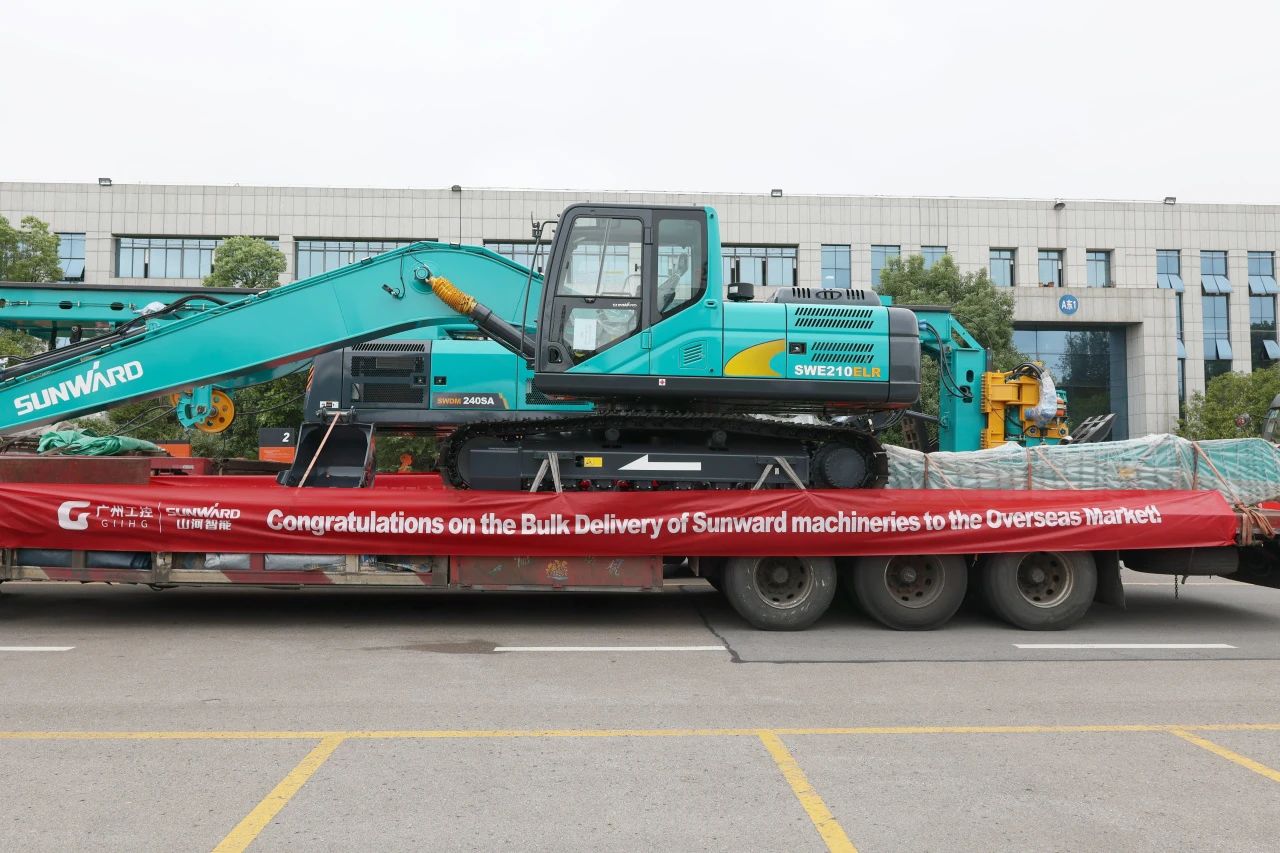 一连进军国际市。。。。。。。9001cc金沙以诚为本智能近百台装备集中发货