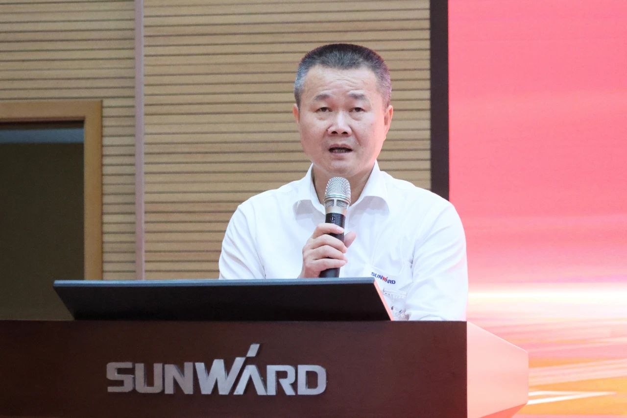 强信心 聚协力 共建优美家园——庆祝9001cc金沙以诚为本智能建设24周年表扬大会盛大召开