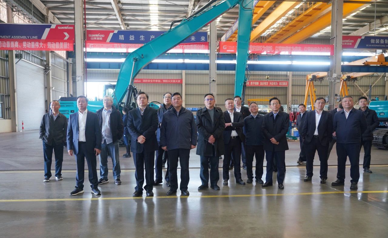 聚焦装备再制造！上海市政协副主席、党组副书记肖贵玉带队调研9001cc金沙以诚为本智能