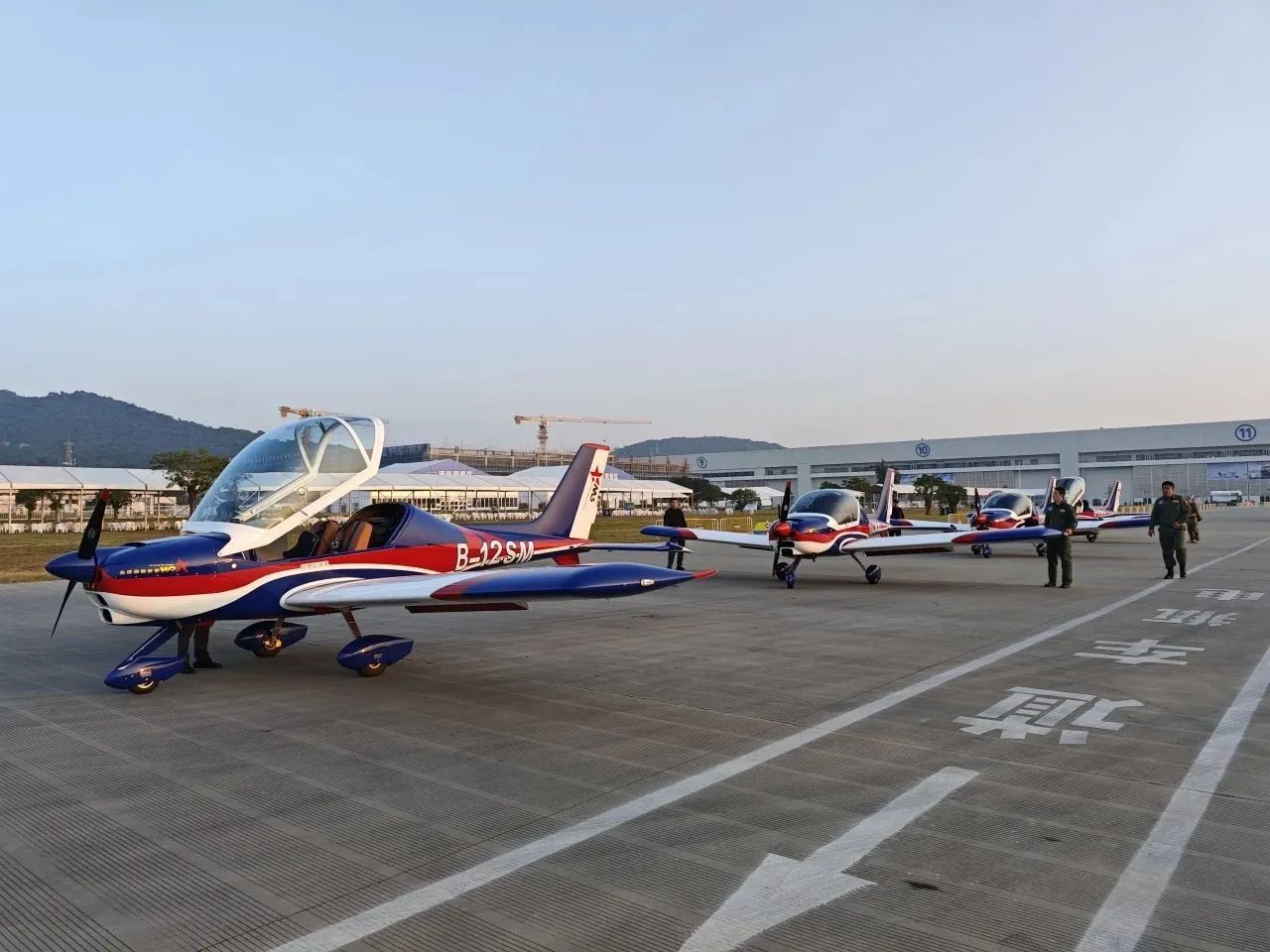 央媒聚焦！一起见证首届亚洲通用航空展上的9001cc金沙以诚为本风范