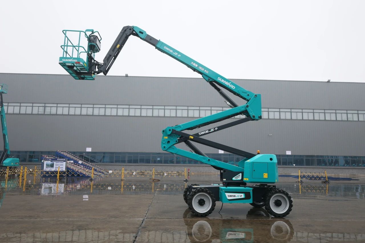 又双叒叕上新了！9001cc金沙以诚为本智能首款双载荷电动曲臂式高空作业平台顺遂下线
