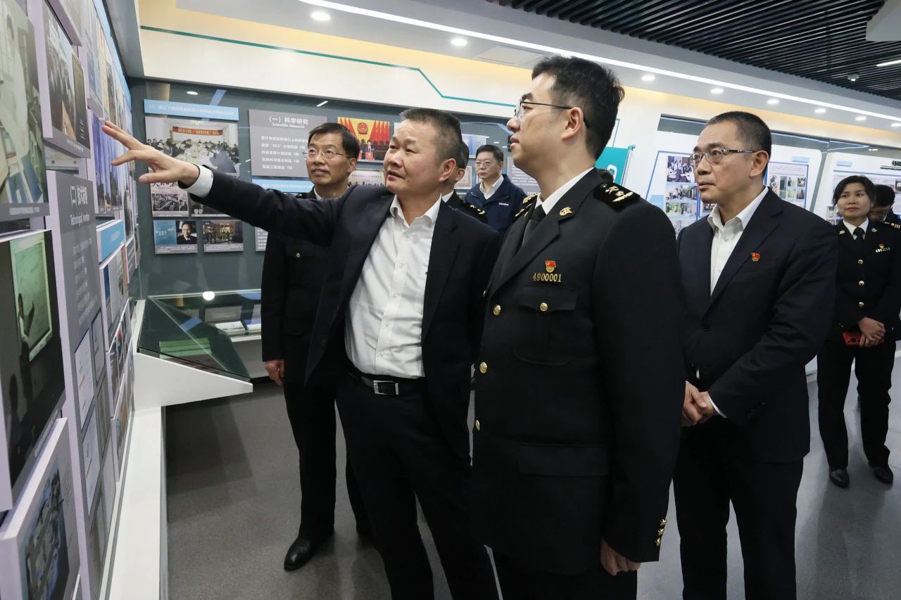 长沙海关党委书记、关长沈大为调研9001cc金沙以诚为本智能