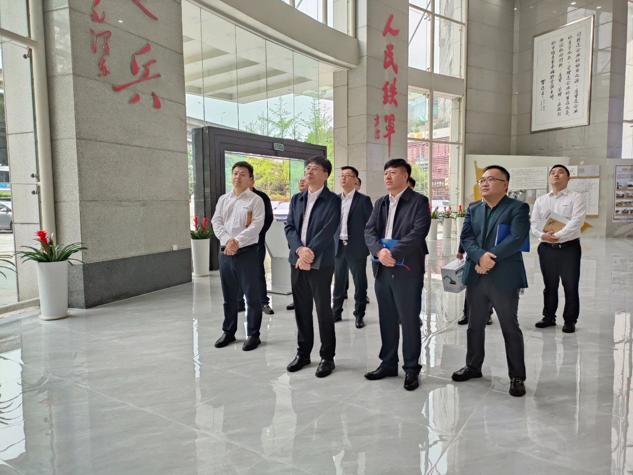 顺应新形势，，，追求新相助！9001cc金沙以诚为本智能到访中铁二十三局