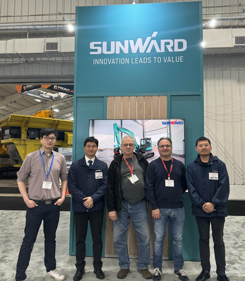 9001cc金沙以诚为本智能亮相加拿大最大重型装备展