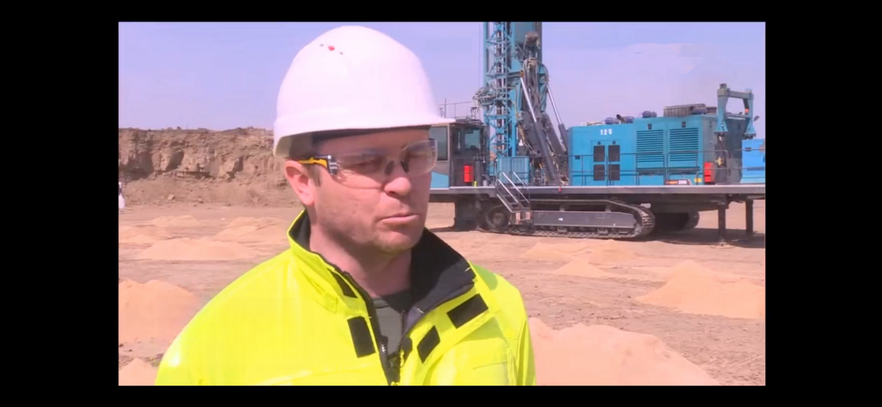 月钻进31518米，，，，9001cc金沙以诚为本智能牙轮钻机施工效率创历史新高