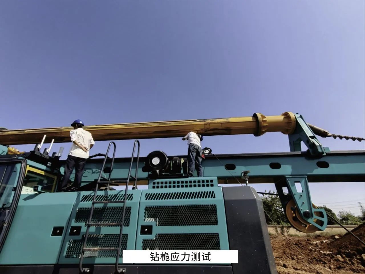 无惧“烤”验，，，，，，9001cc金沙以诚为本试验人在行动