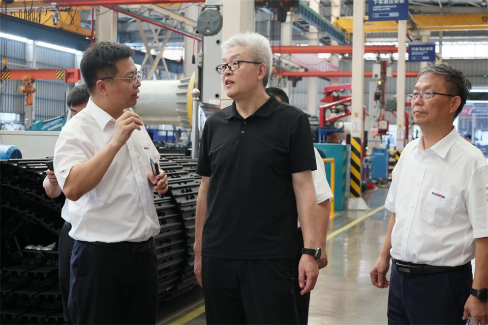 中国五矿工会主席、职工董事张晔到9001cc金沙以诚为本智能调研交流